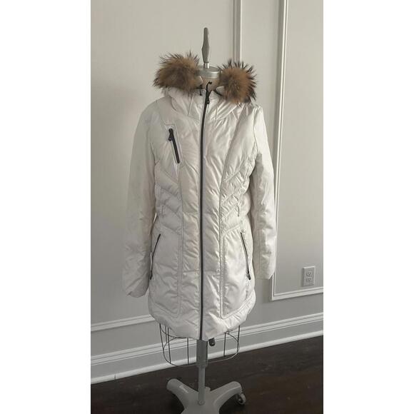 Andrew Marc - White Quilted Winter Coat with Faux Fur Hood - Size XL - Picture 2 of 9